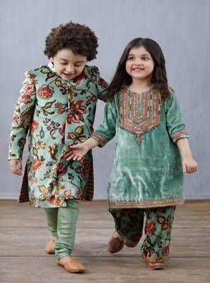 Gender-neutral clothing Set, one of the emerging kid's fashion