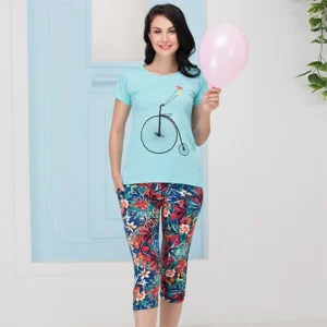 Printed T Shirt & Capri Set