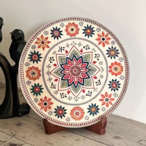 Amazon Basics Metal Vintage Mandala Showpiece Plate with Wooden Stand | 8 Inches | Mild Steel with Enamel Coating | Home & Office Desk Decor | Compact & Stylish Design | (21.5 x 20.5 x 5 cm)